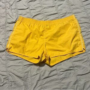 Vintage Jantzen Shorts Yellow Elastic Waist Men’s Sz 38 USA